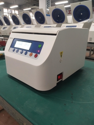 Ukuran Kecil Kecepatan Tinggi Mini Centrifuge Max 16500 rpm 24 tabung Placer